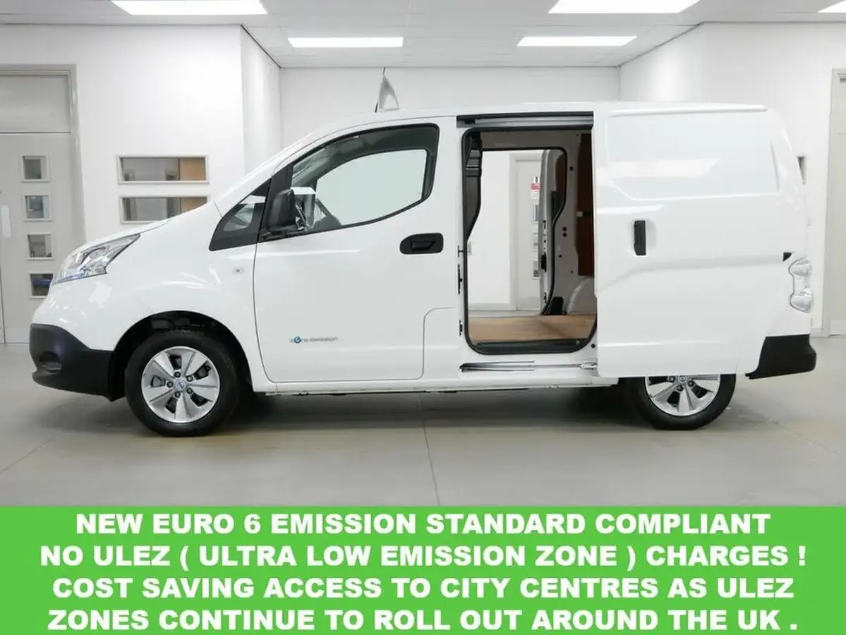 2021-nissan-env200-e-tekna-rapid-panel-van-big-16