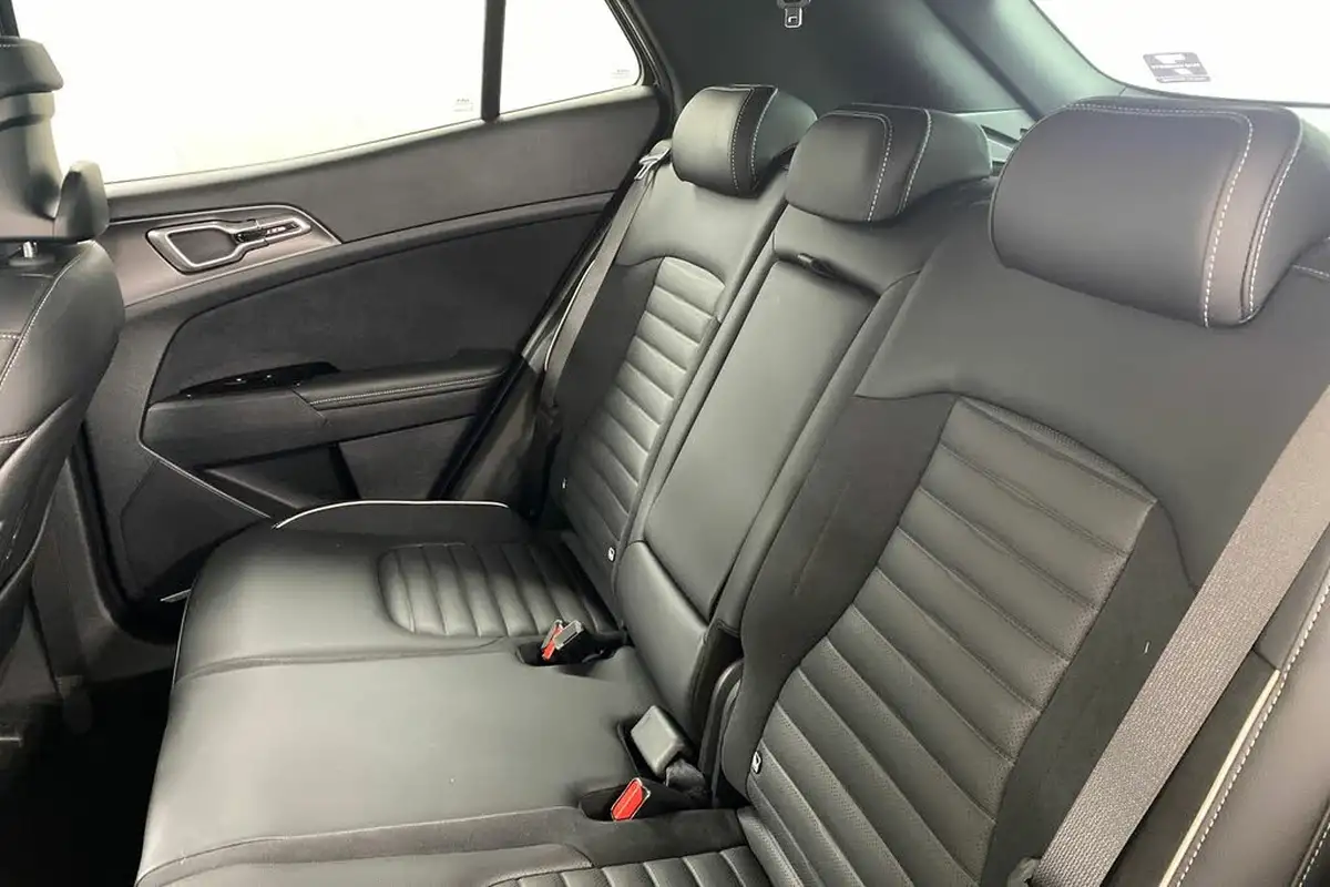 2024-kia-sportage-16-t-gdi-gt-line-s-207bhp-hev-auto-big-12