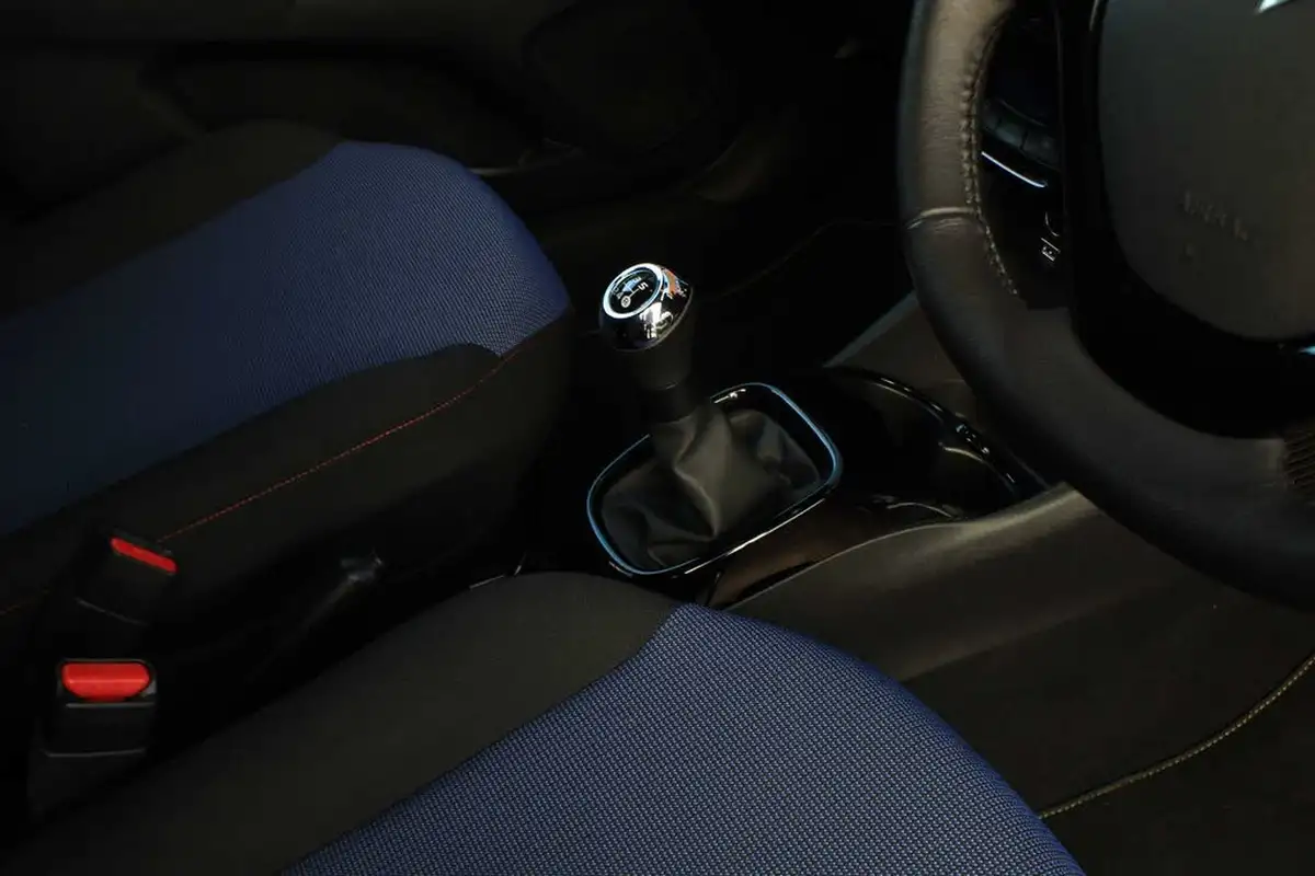 2021-citroen-c1-10-vti-jcc-big-21