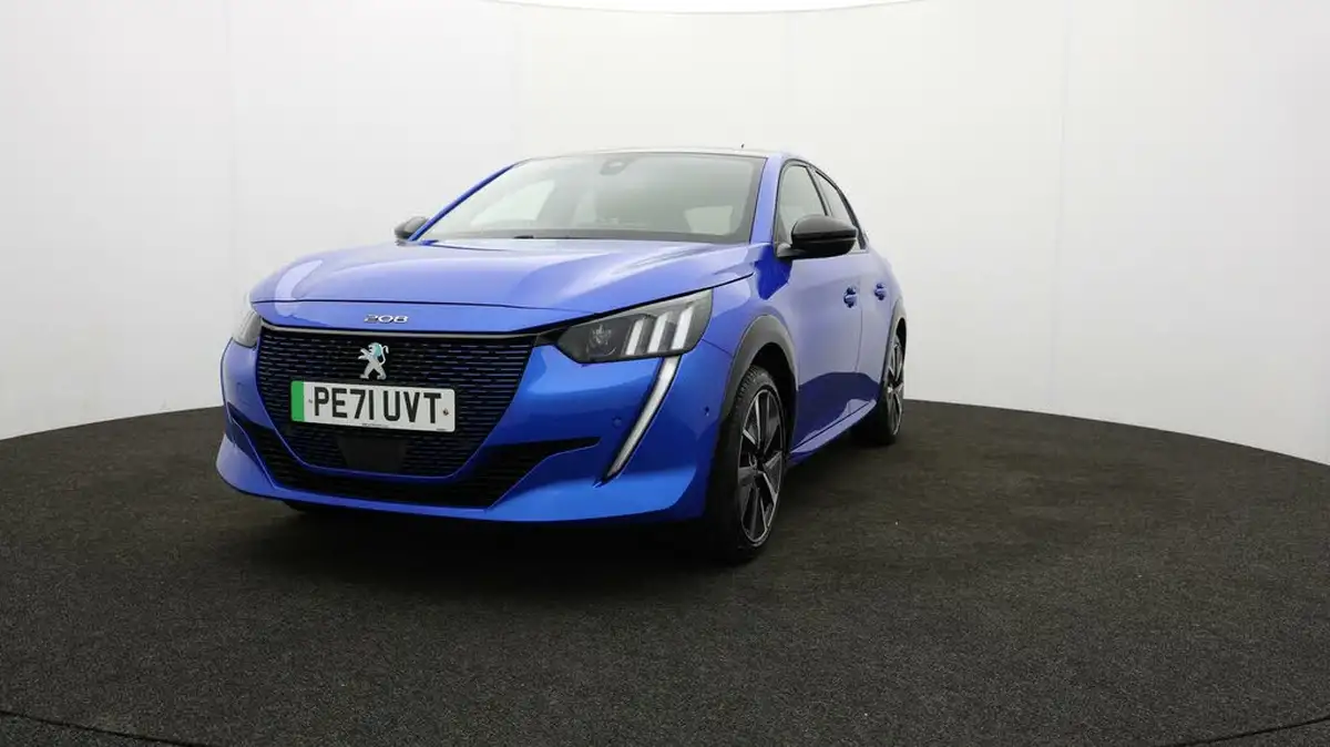2021-peugeot-208-e-gt-50kwh-big-50