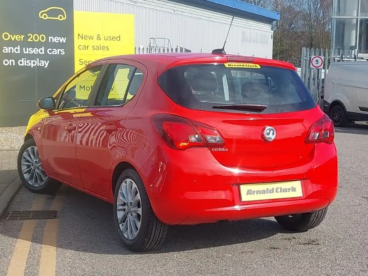 2017-vauxhall-corsa-14i-se-75ps-ecoflex-5d-big-1