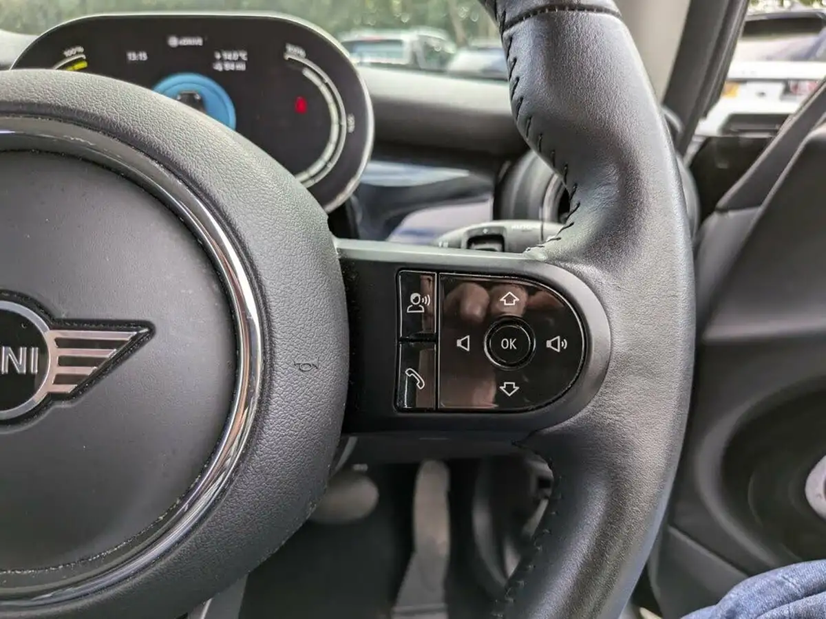2022-mini-cooper-e-cooper-s-1-big-24