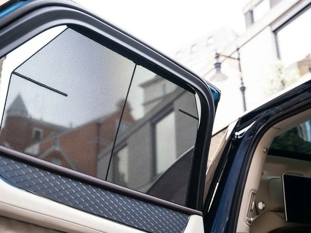 2022-bentley-bentayga-40-v8-big-46