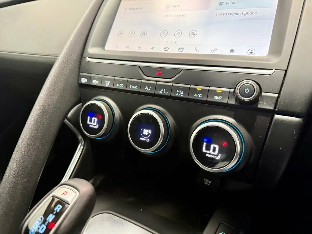 2020-jaguar-e-pace-20-i4d-s-awd-auto-big-19