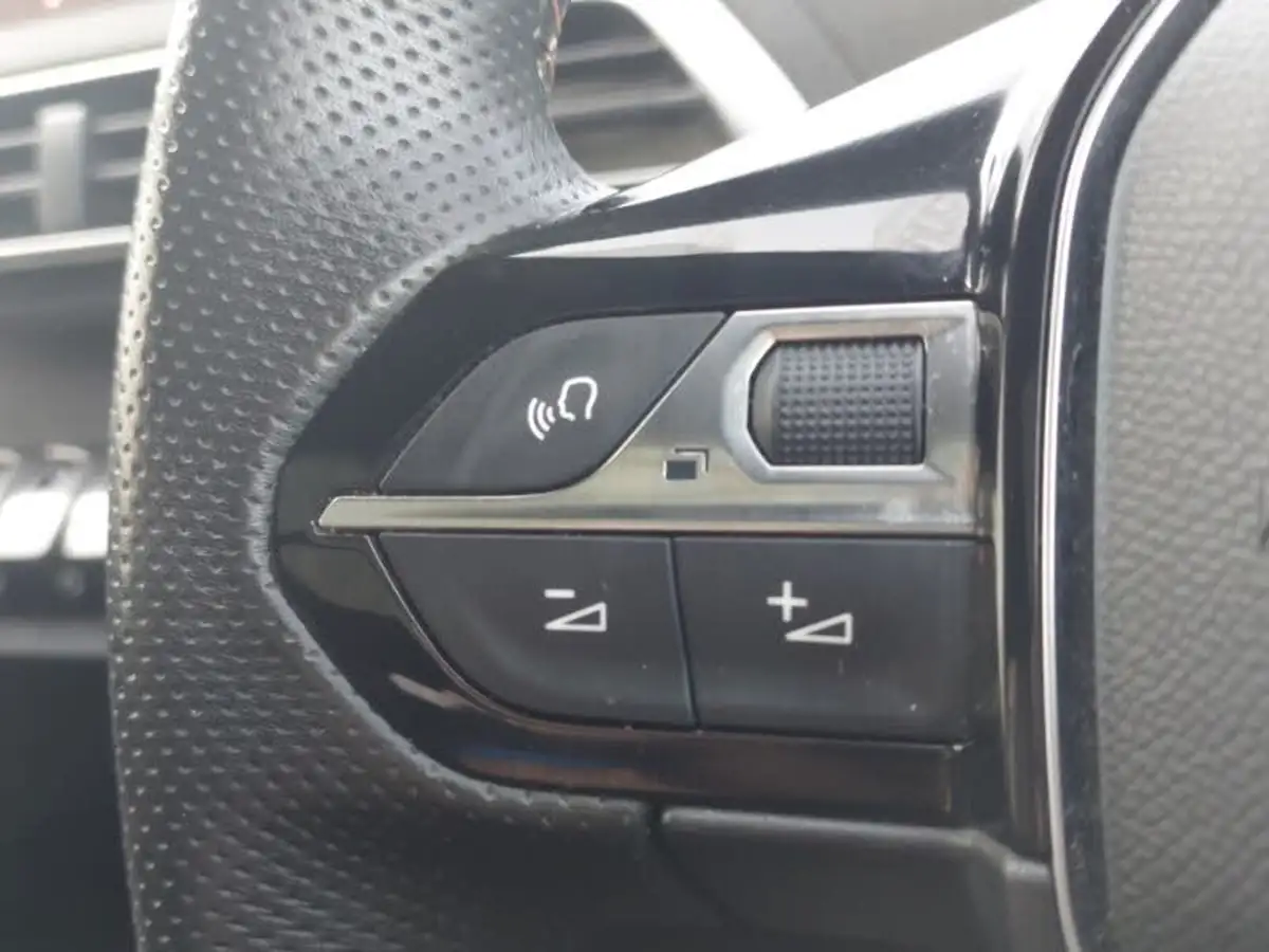 2019-peugeot-3008-suv-15-bluehdi-gt-line-premium-big-11