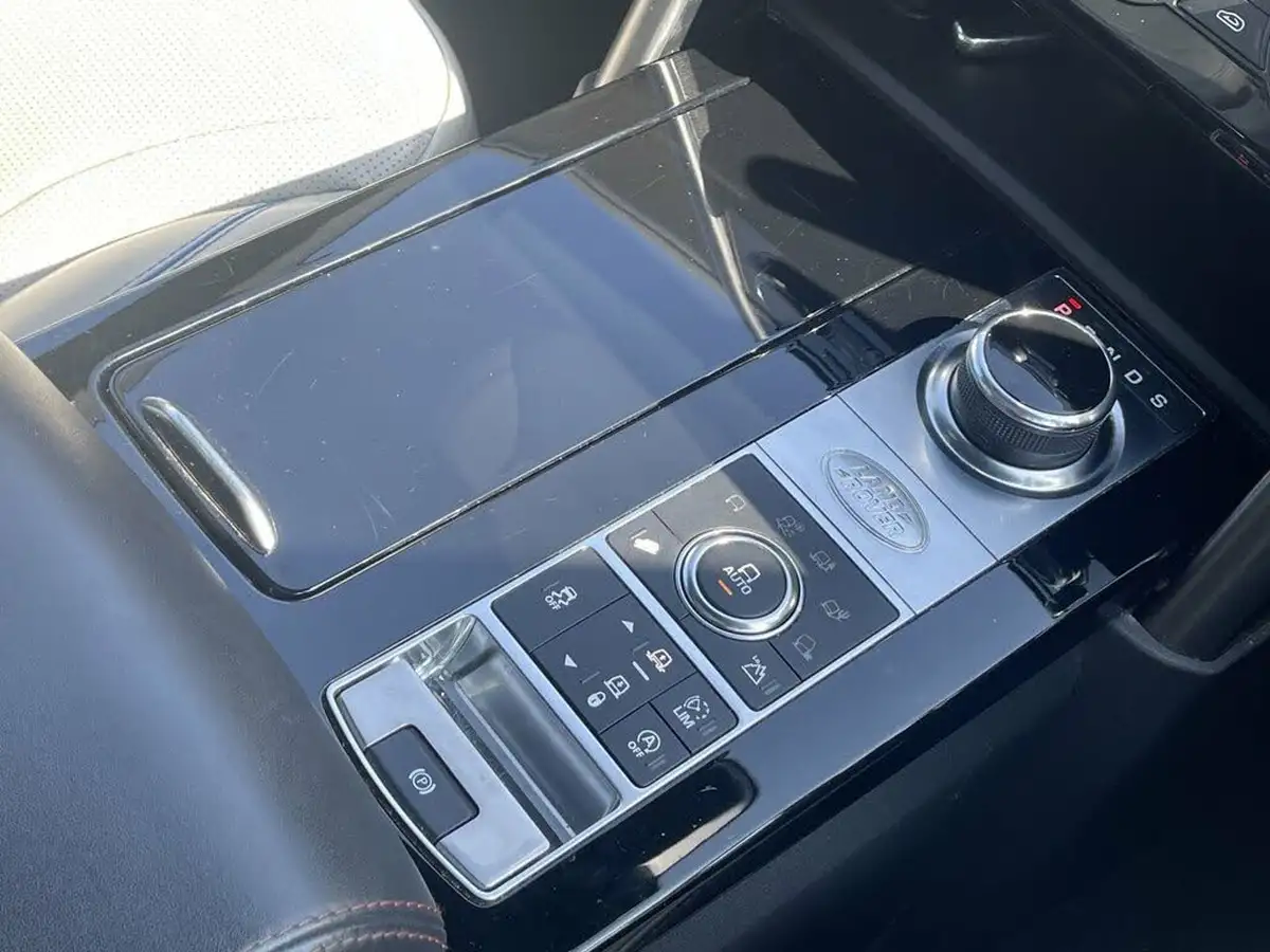 2017-land-rover-discovery-30td6-hse-luxury-big-19