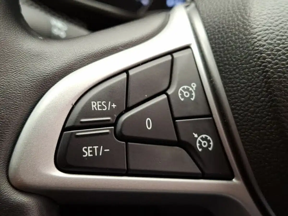 2024-dacia-sandero-10-tce-expression-90bhp-big-16