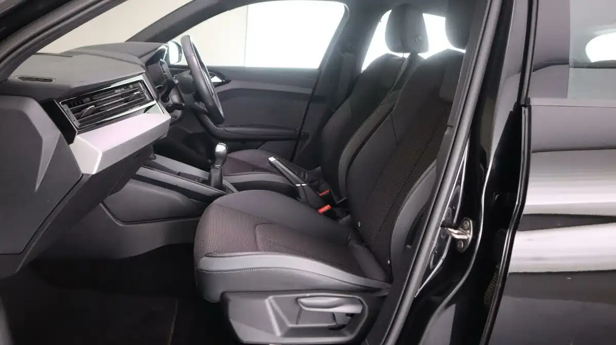 2021-audi-a1-10-30-tfsi-s-line-110ps-big-13