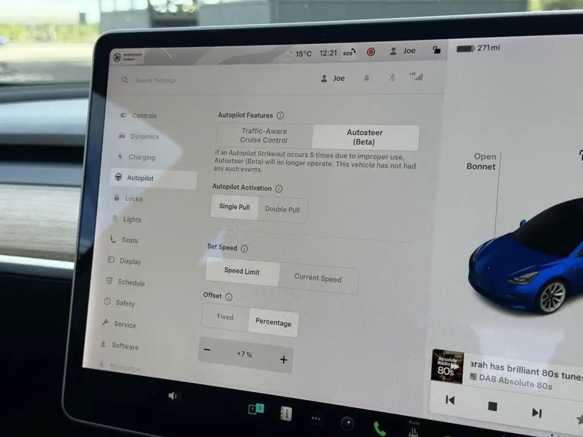 2021-tesla-model-3-e-long-range-awd-big-21