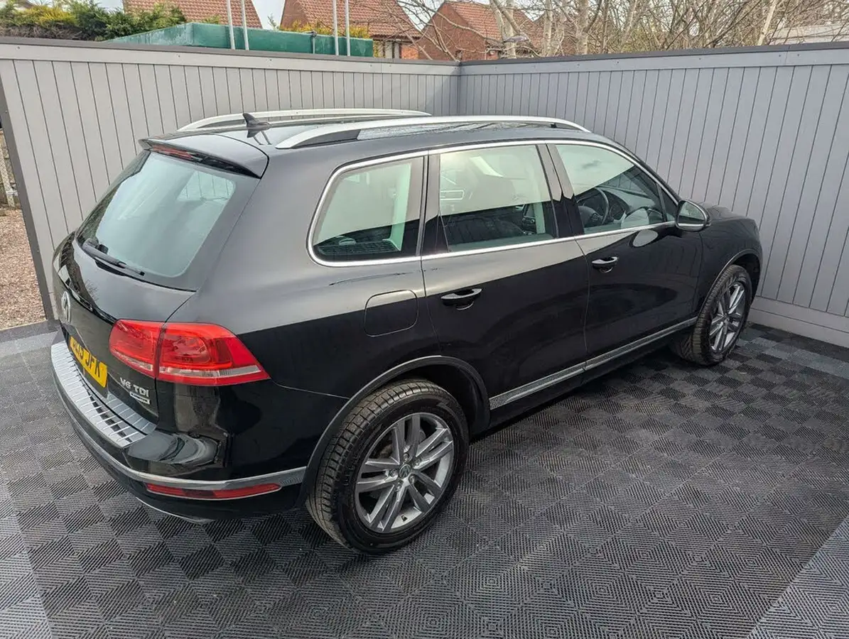 2015-volkswagen-touareg-30tdi-se-204ps-2970cc-big-51