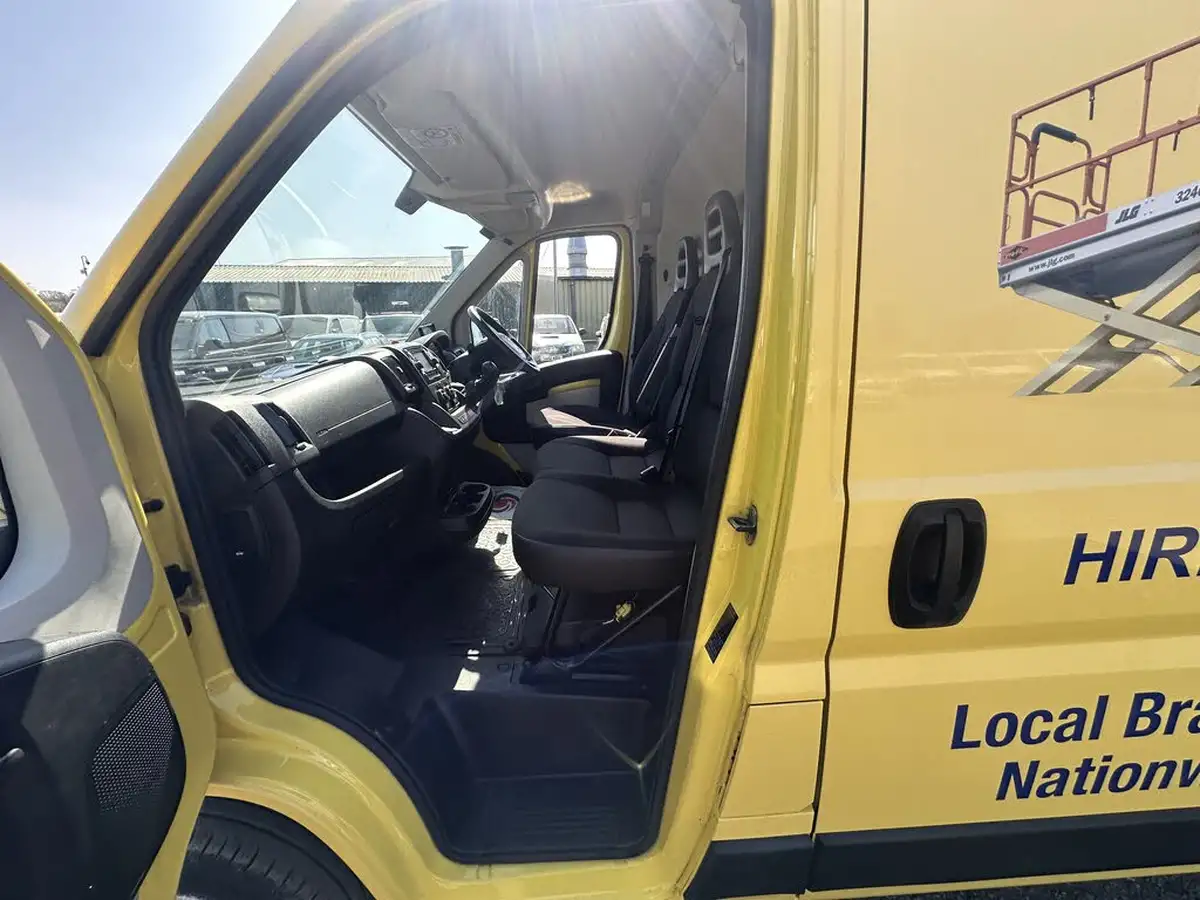 2019-citroen-relay-20bluehdi-33-l1h1-enterprise-130eu6-big-4