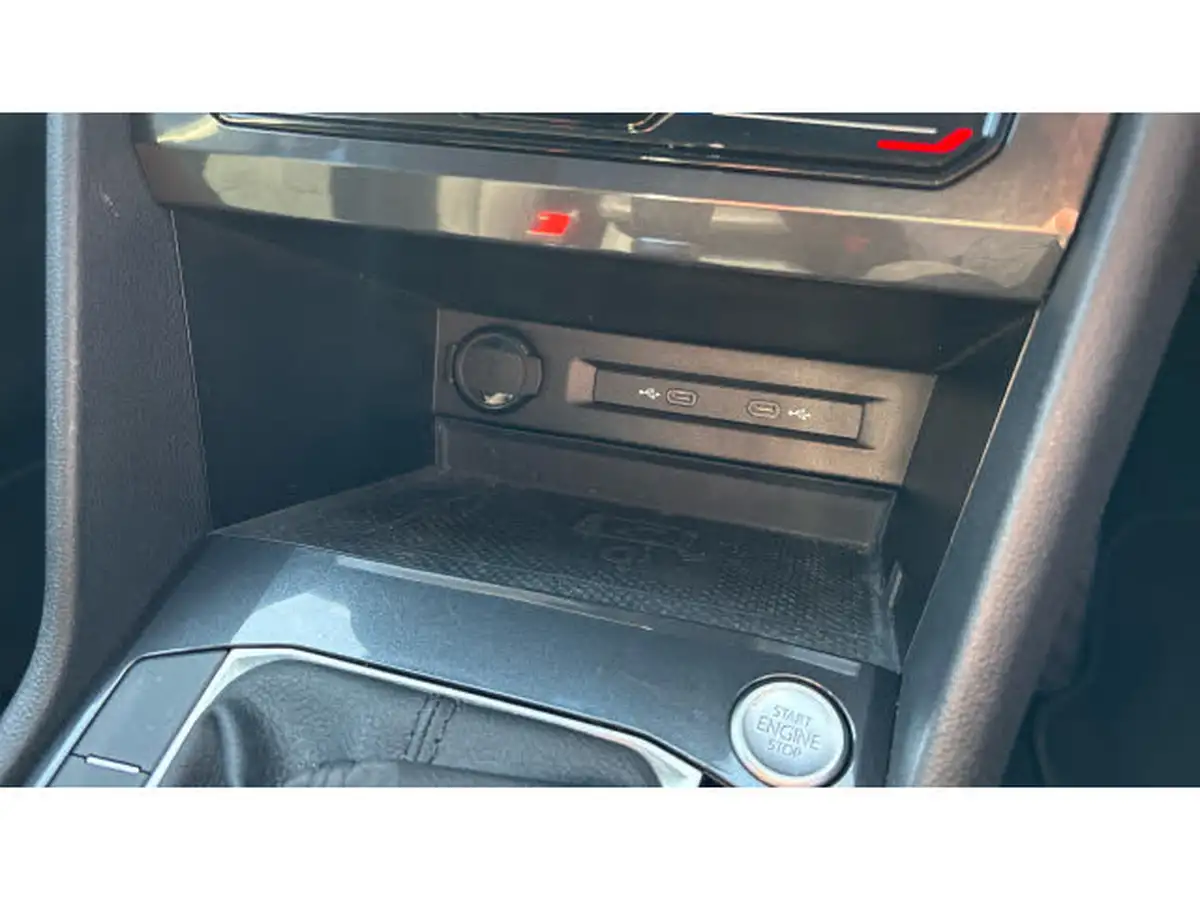 2023-volkswagen-tiguan-allspace-15-tsi-r-line-big-50