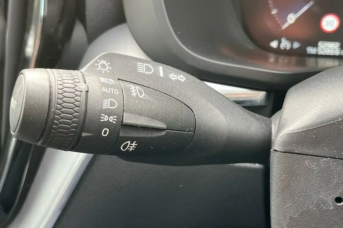 2018-volvo-xc60-20-t5-momentum-pro-250bhp-awd-big-13