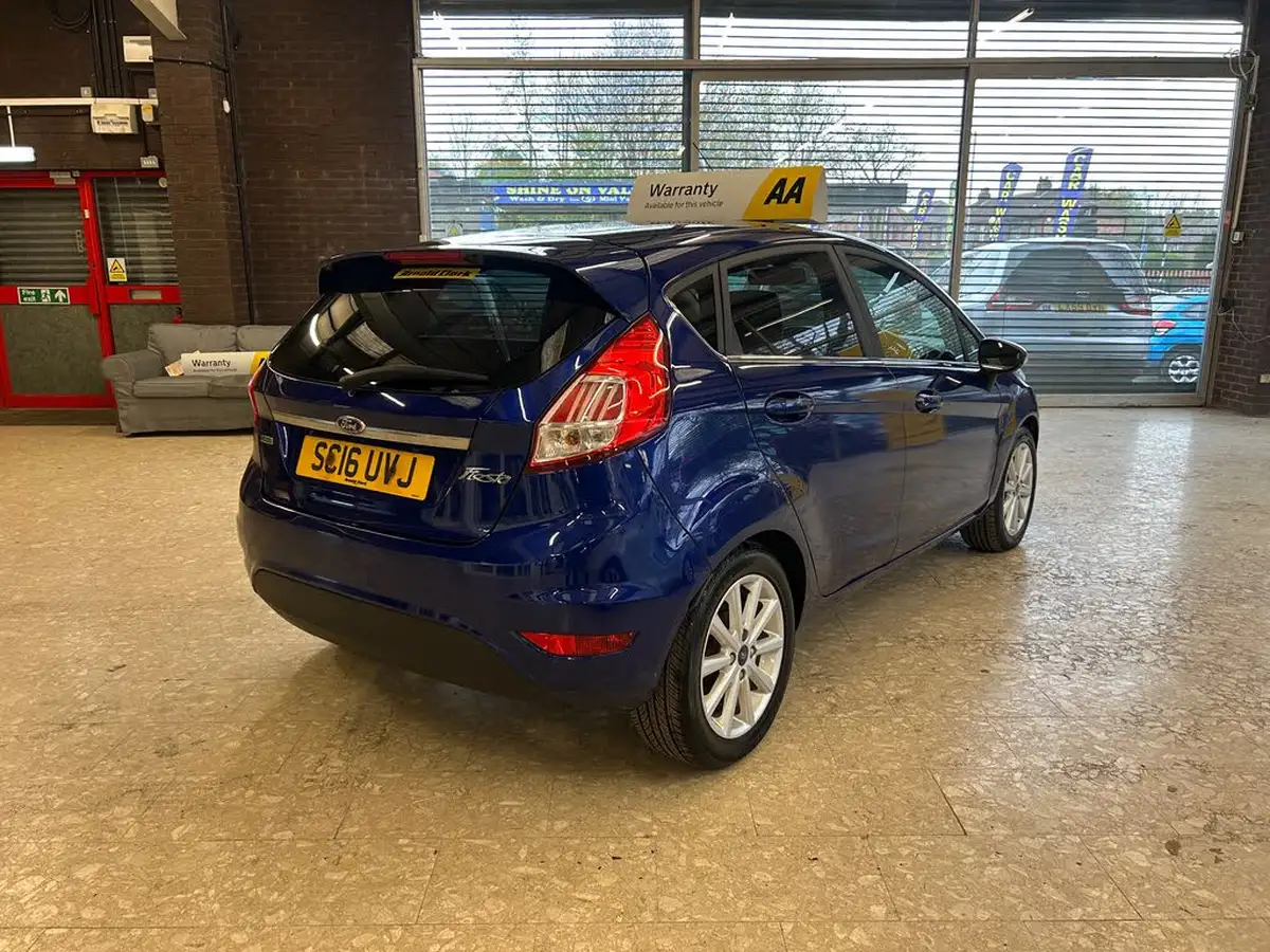 2016-ford-fiesta-10t-titanium-100ps-ecoboost-ss-5d-big-8