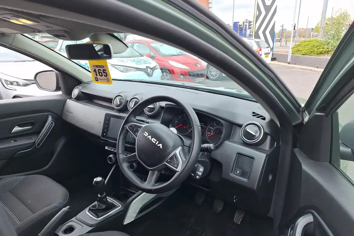 2024-dacia-duster-13-tce-journey-130bhp-1332cc-big-26