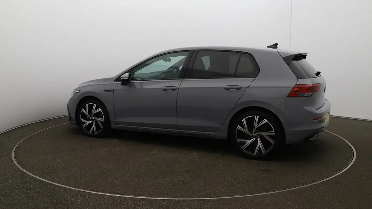 2024-volkswagen-golf-15-etsi-r-line-evo-hatchback-big-40