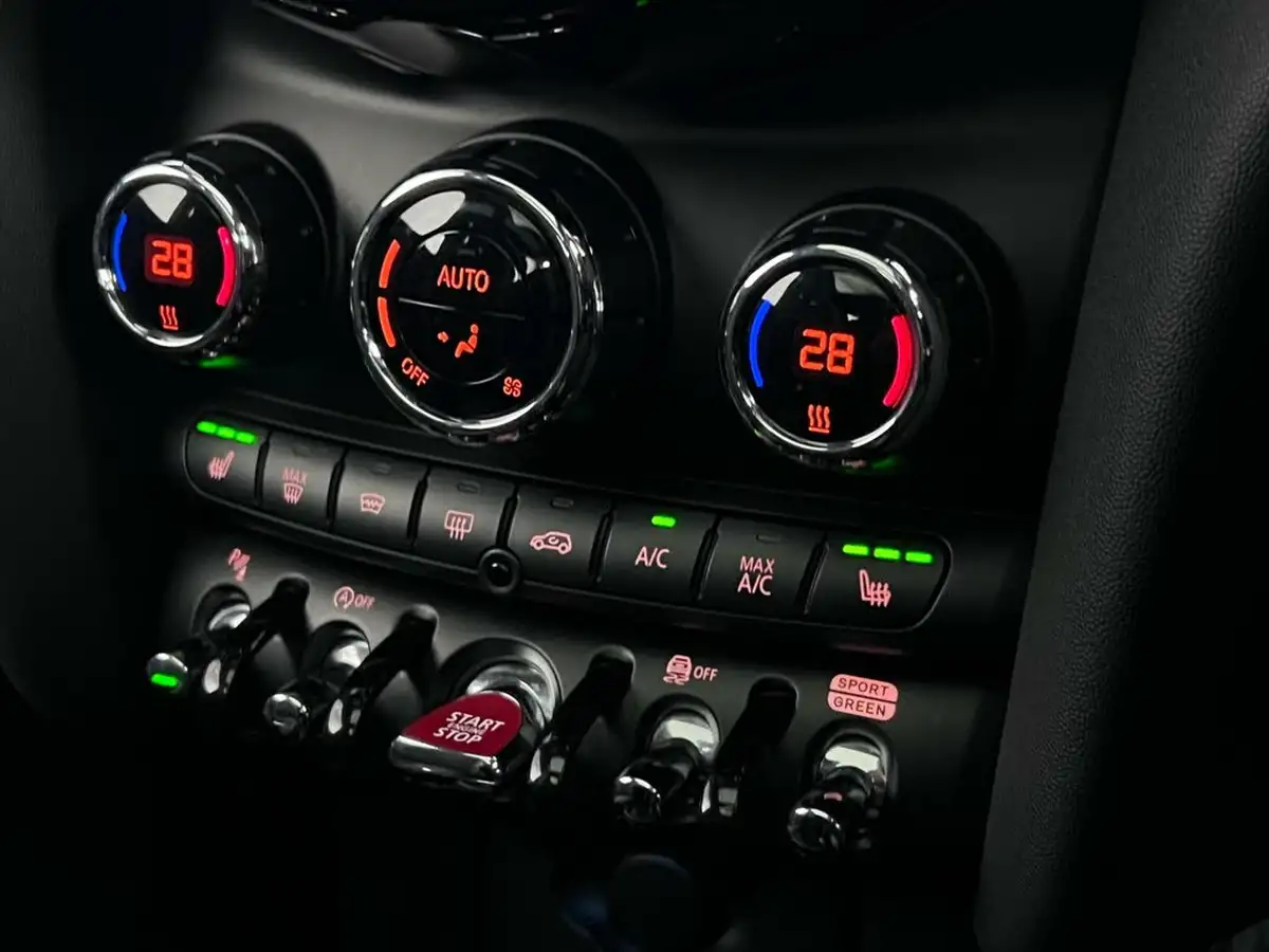 2022-mini-cooper-20-cooper-s-sport-premium-hatchback-3d-auto-big-19