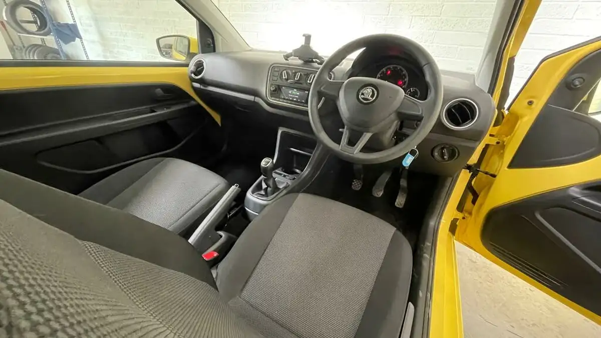 2019-skoda-citigo-10-se-3d-big-37