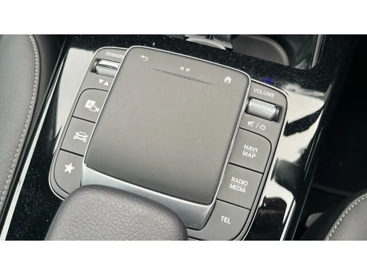 2022-mercedes-benz-cla-13-cla-200-amg-line-premium-shooting-brake-5d-big-12