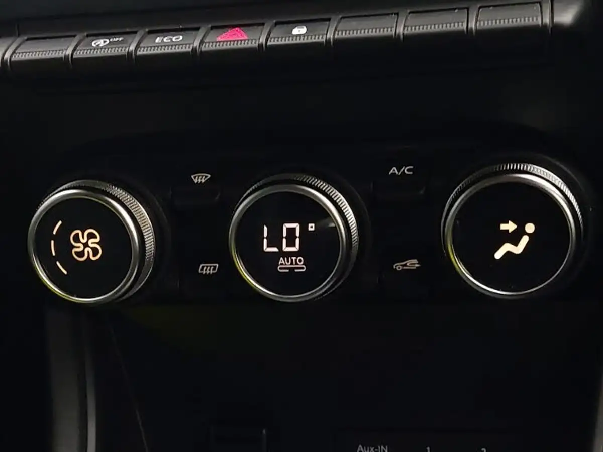 2021-renault-captur-13-tce-iconic-130bhp-big-14