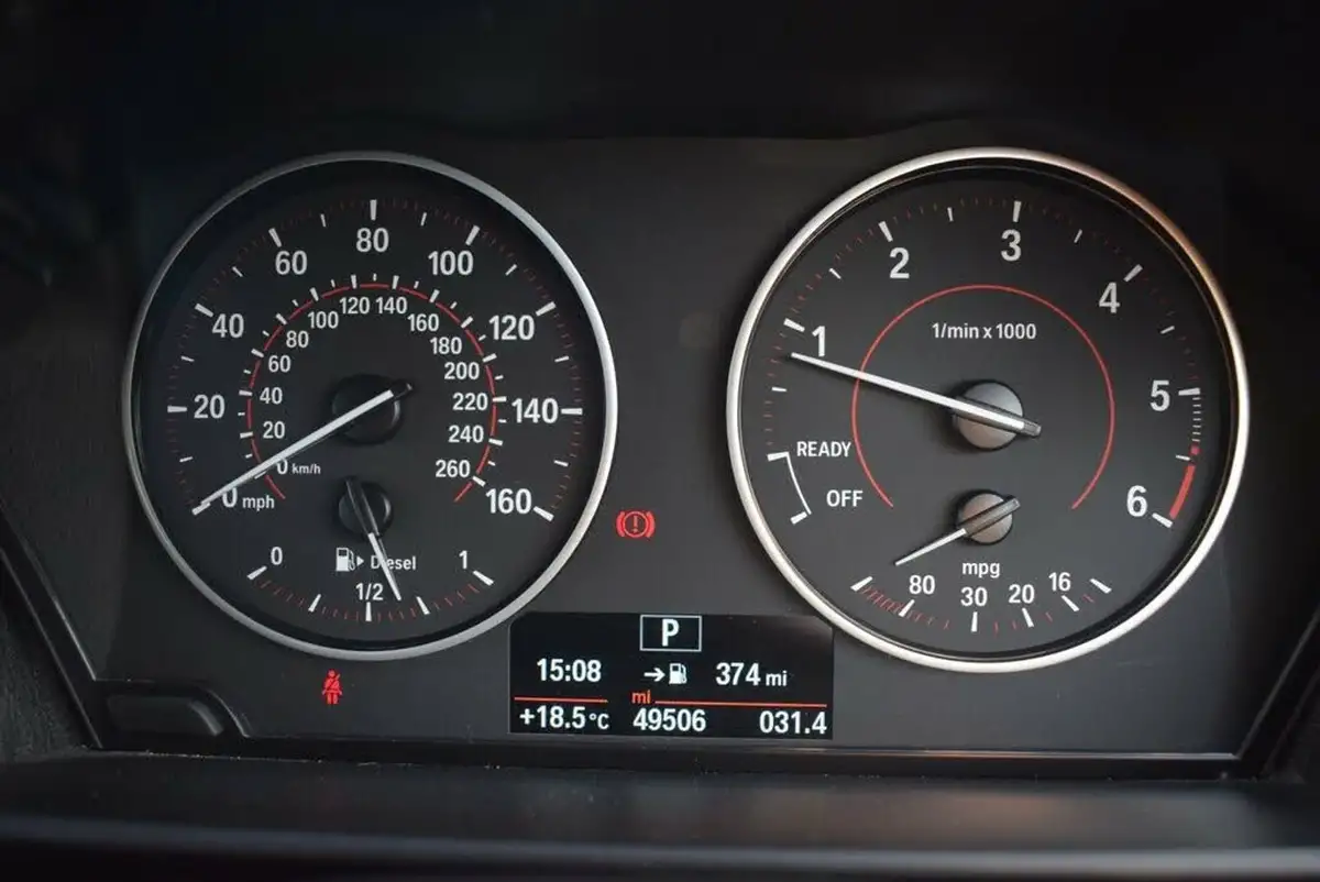 2017-bmw-1-series-20td-118d-sport-5d-auto-big-19