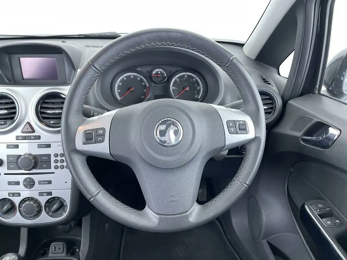 2013-vauxhall-corsa-12-energy-16v-5d-big-24