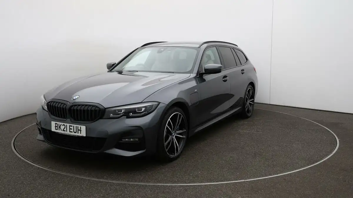 2021-bmw-3-series-20-330e-m-sport-touring-5d-big-29
