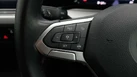 2022-volkswagen-golf-15-tsi-life-130ps-hatchback-small-22