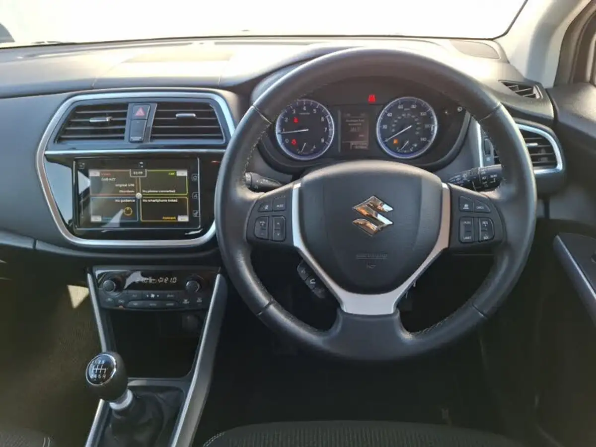 2020-suzuki-s-cross-14-boosterjet-sz-t-big-6