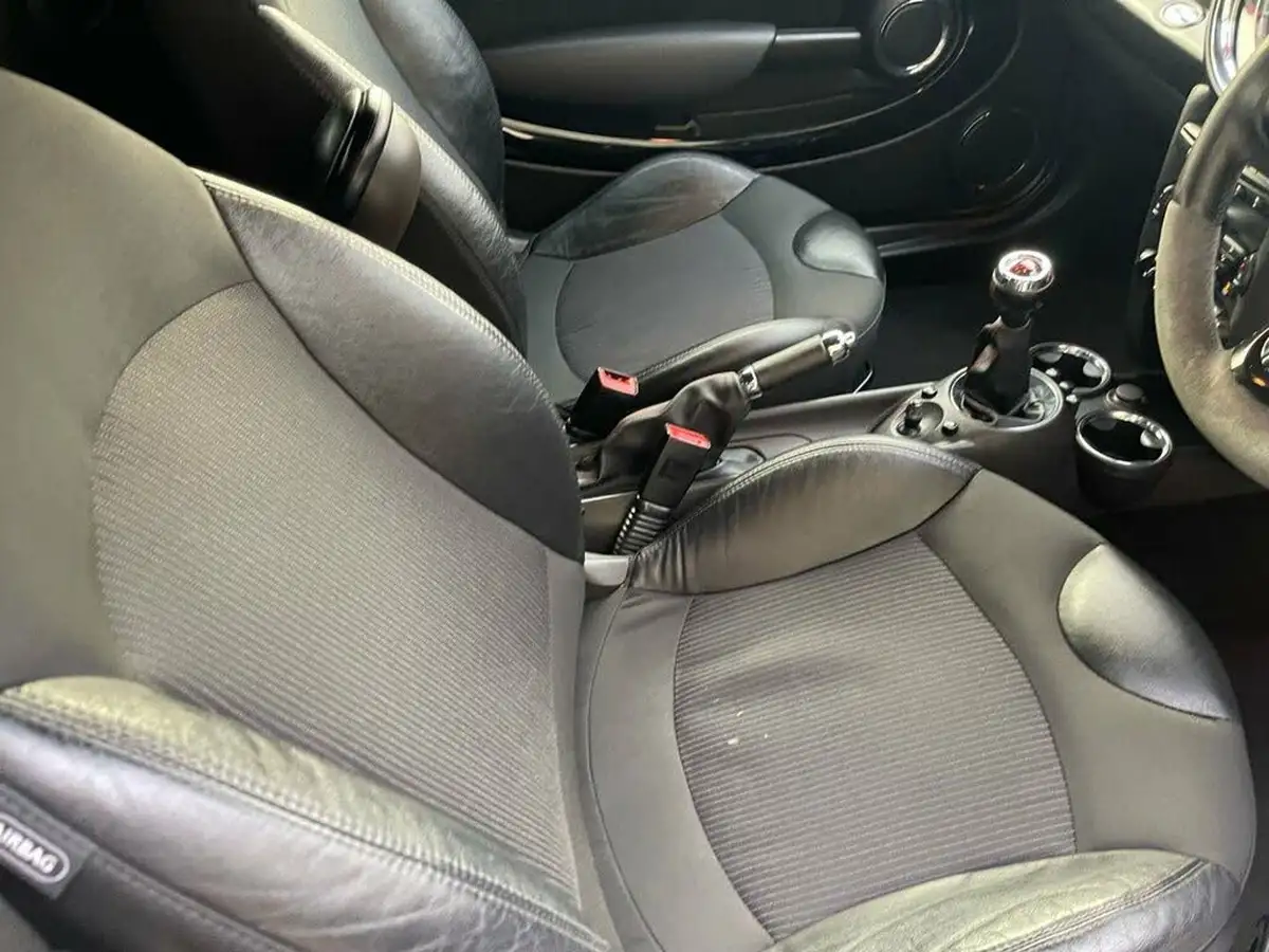2012-mini-cooper-16-john-cooper-works-chili-coupe-3d-big-42
