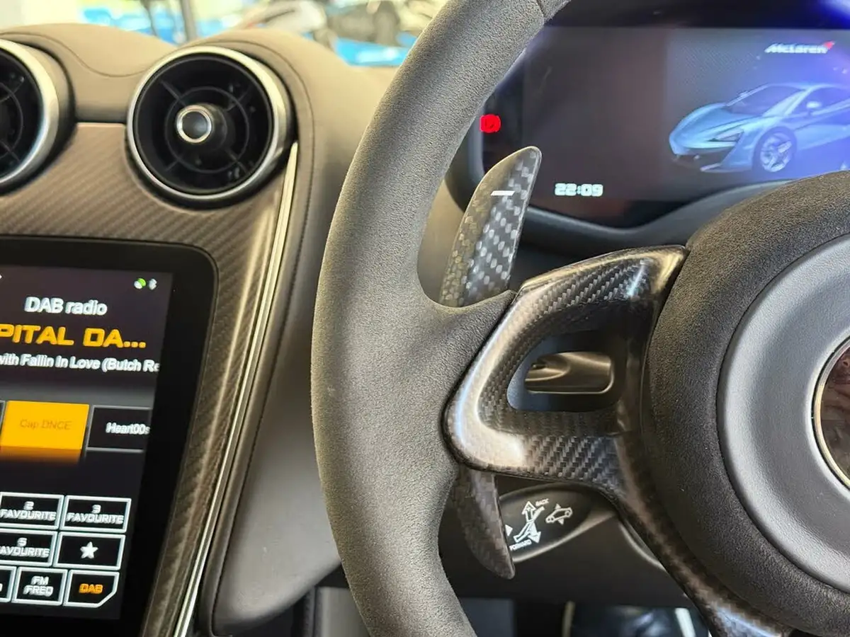 2019-mclaren-570s-38-coupe-big-21