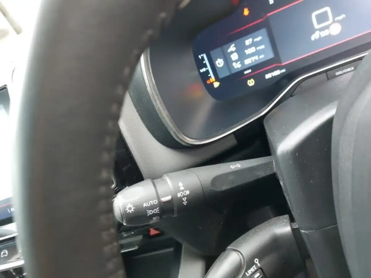 2022-citroen-c5-aircross-12-puretech-shine-ss-big-17