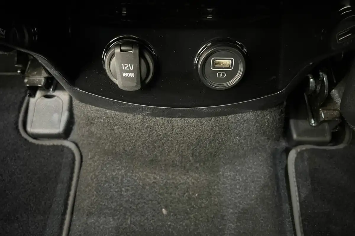 2022-kia-sorento-16-t-gdi-4-226bhp-hev-big-35