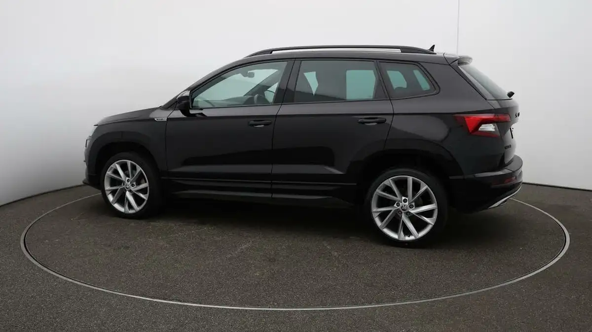 2021-skoda-karoq-20tdi-sportline-big-42