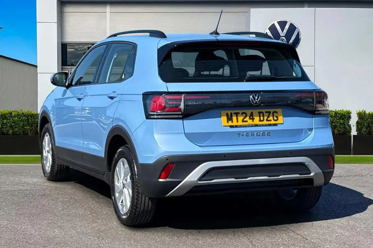 2024-volkswagen-t-cross-10-tsi-life-95ps-big-1