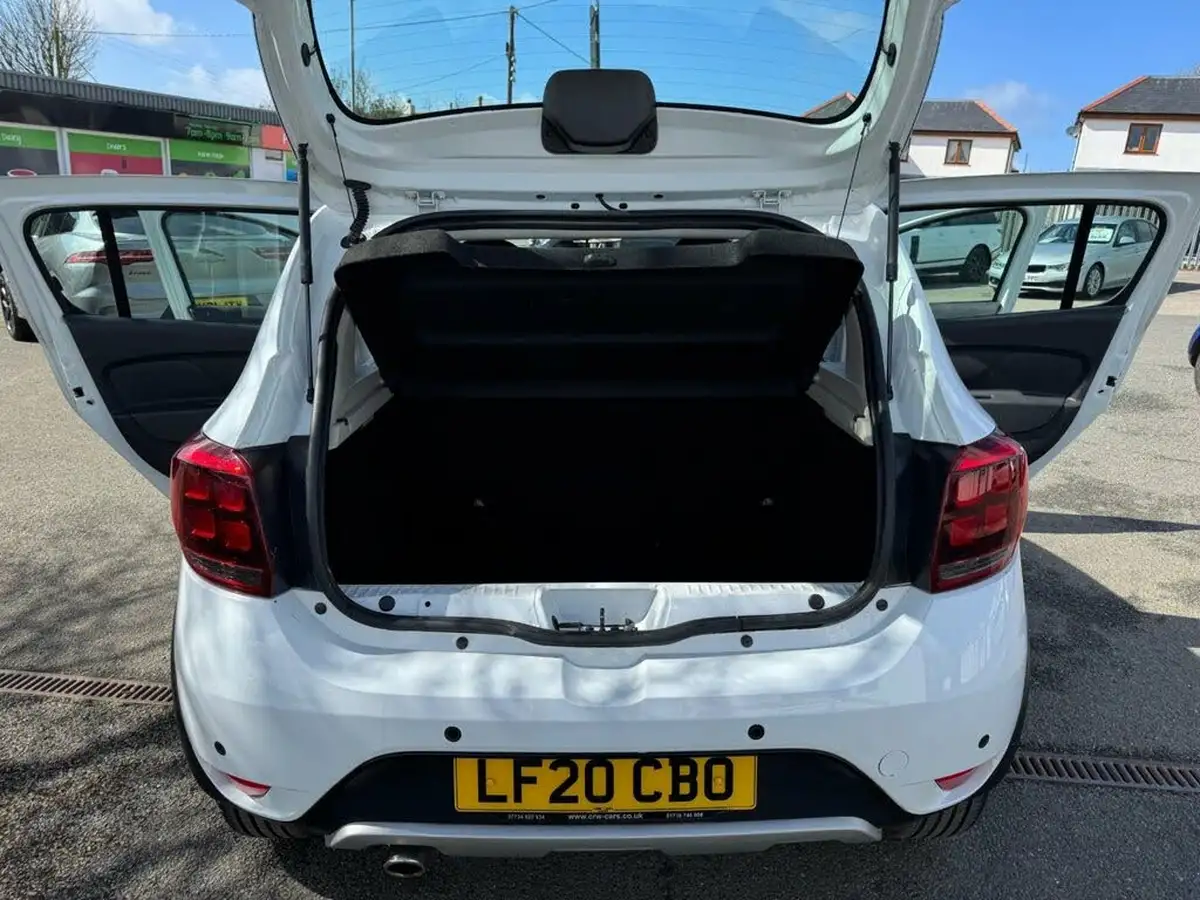 2020-dacia-sandero-stepway-09-tce-comfort-big-19
