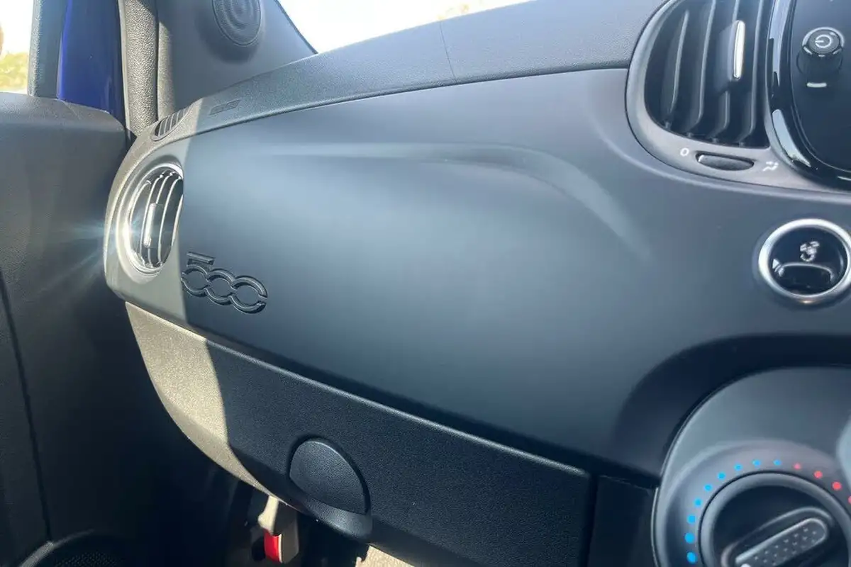 2021-abarth-595-14-tjet-f-big-9
