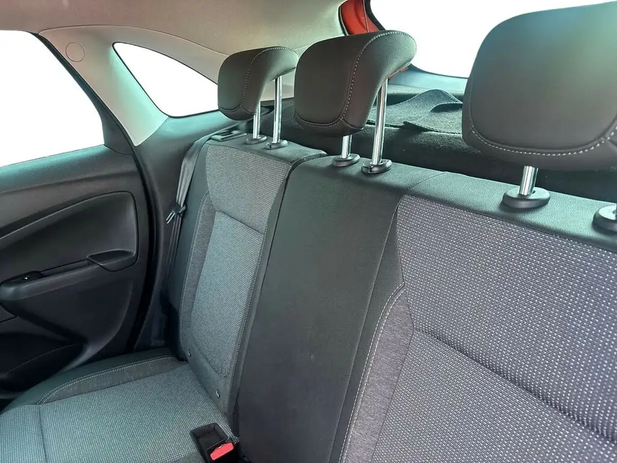 2022-vauxhall-crossland-15-elite-edition-120ps-auto-big-8