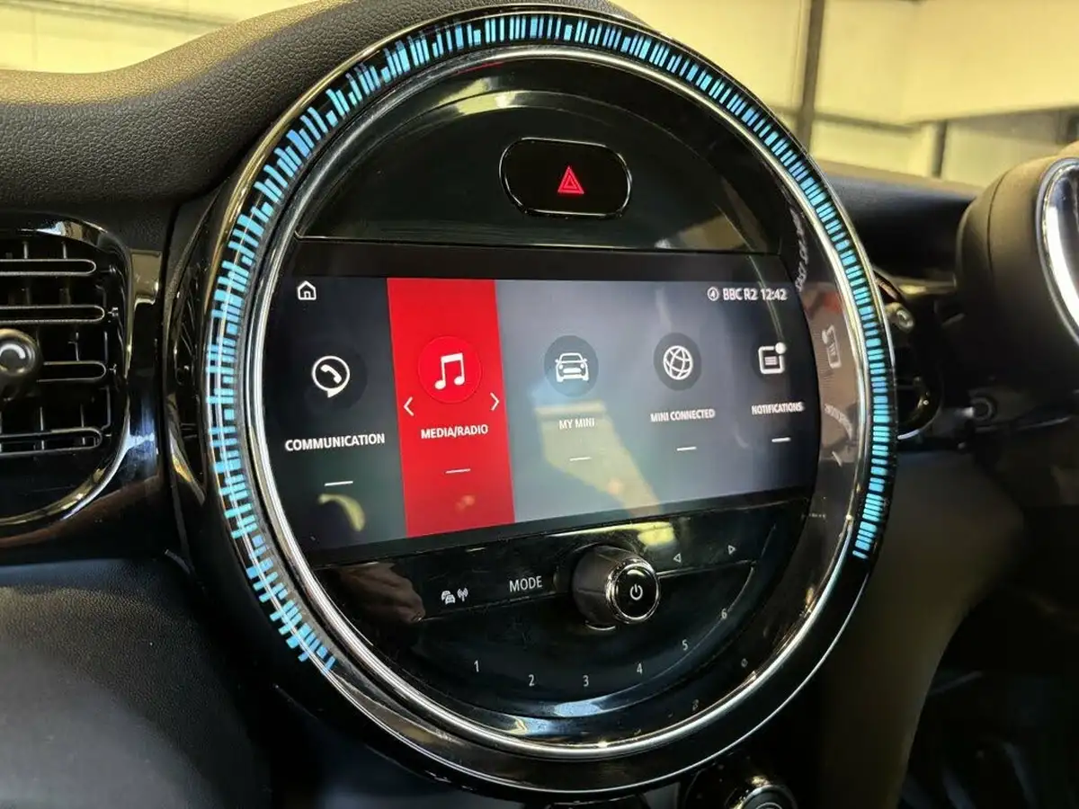 2021-mini-cooper-20-cooper-s-sport-hatchback-5d-auto-big-26