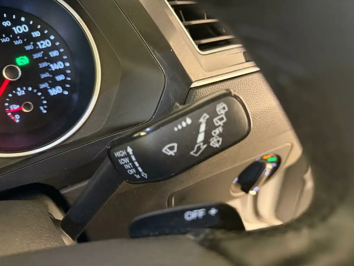 2021-volkswagen-tiguan-15-tsi-life-150ps-dsg-big-26