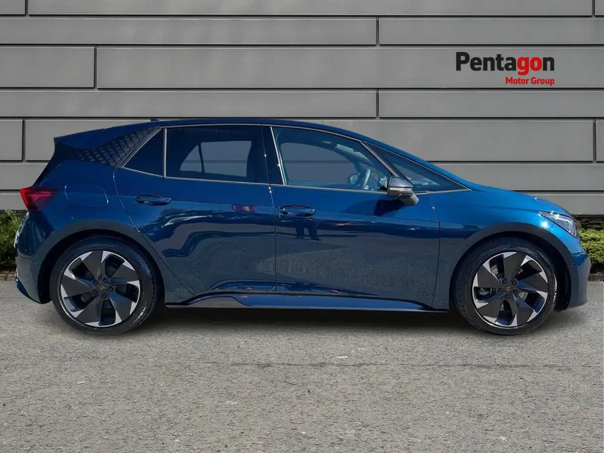 2024-cupra-born-e-v2-230ps-58kwh-e-boost-big-10