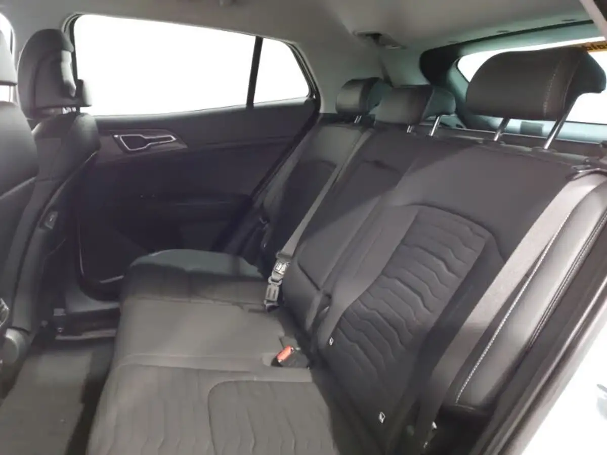 2023-kia-sportage-16-t-gdi-3-148bhp-big-5
