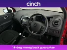 2018-renault-captur-09-tce-iconic-small-8