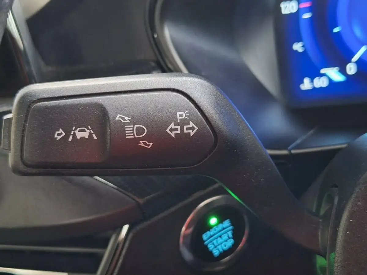 2021-ford-focus-10t-st-line-x-edition-155ps-hybrid-mhev-hatchback-big-19