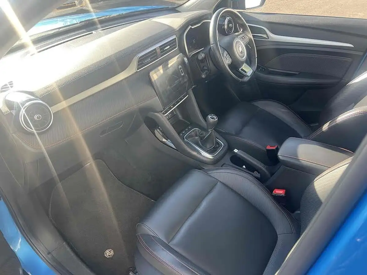 2021-mg-zs-suv-10t-gdi-exclusive-big-24