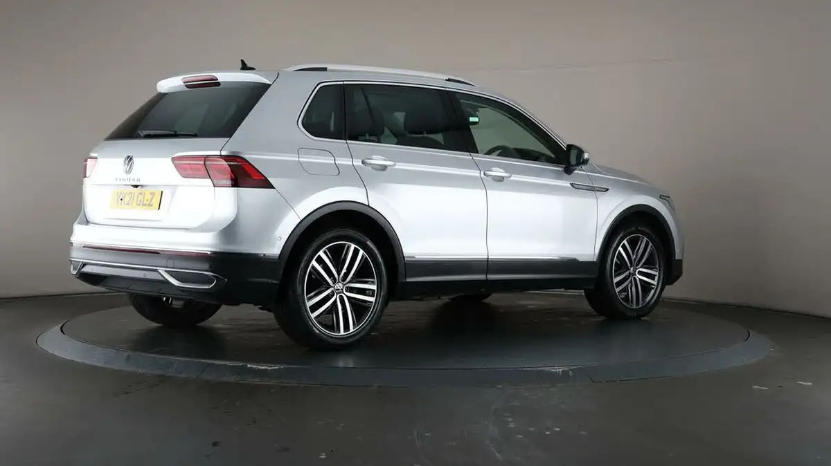 2021-volkswagen-tiguan-15-tsi-elegance-big-59