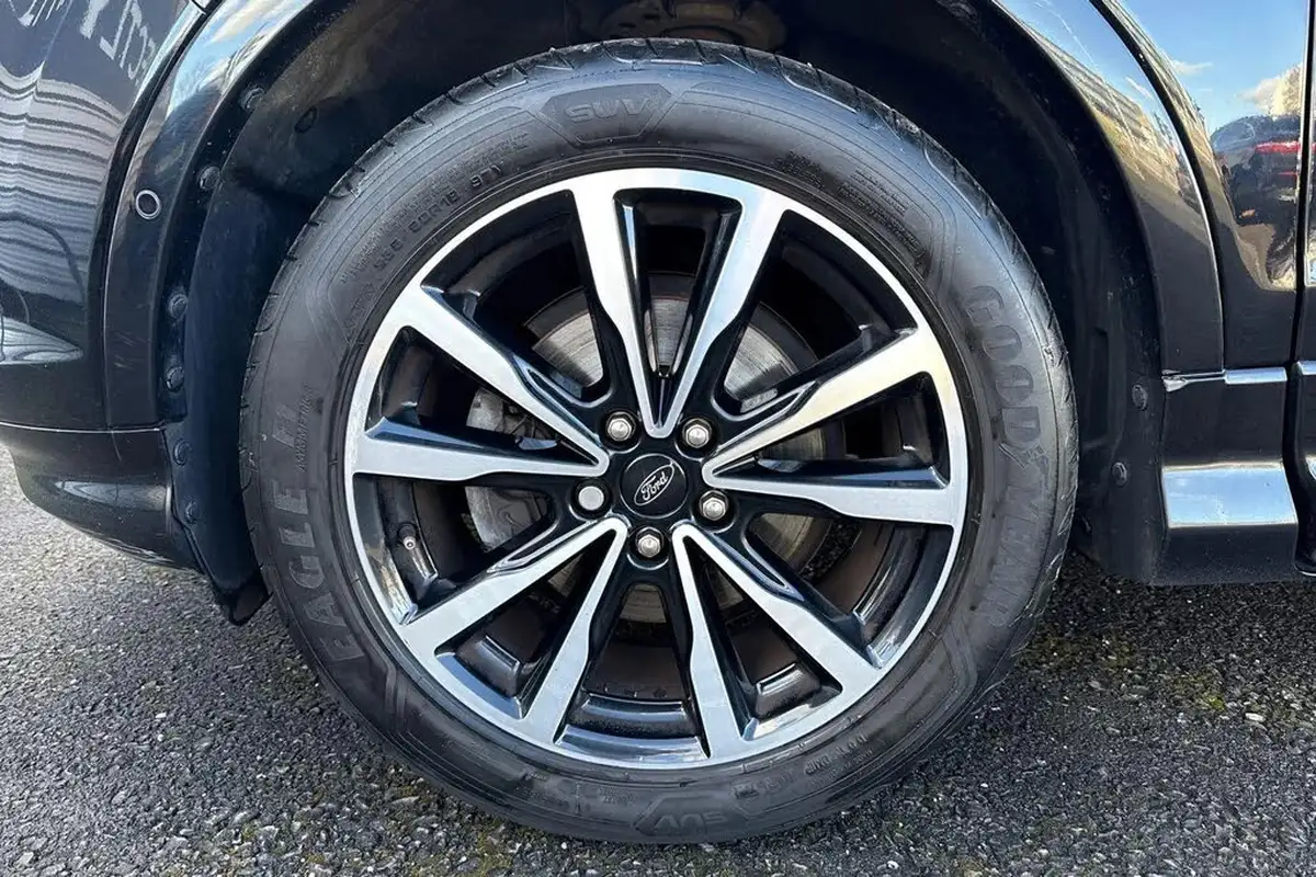 2019-ford-kuga-15tdci-st-line-ss-big-21