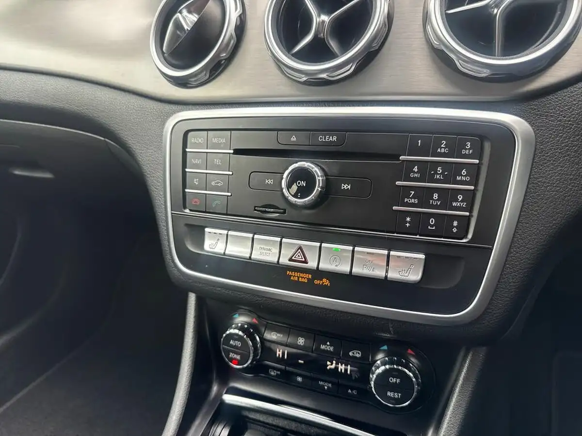 2019-mercedes-benz-gla-class-16-gla-200-amg-line-edition-7g-dct-big-21