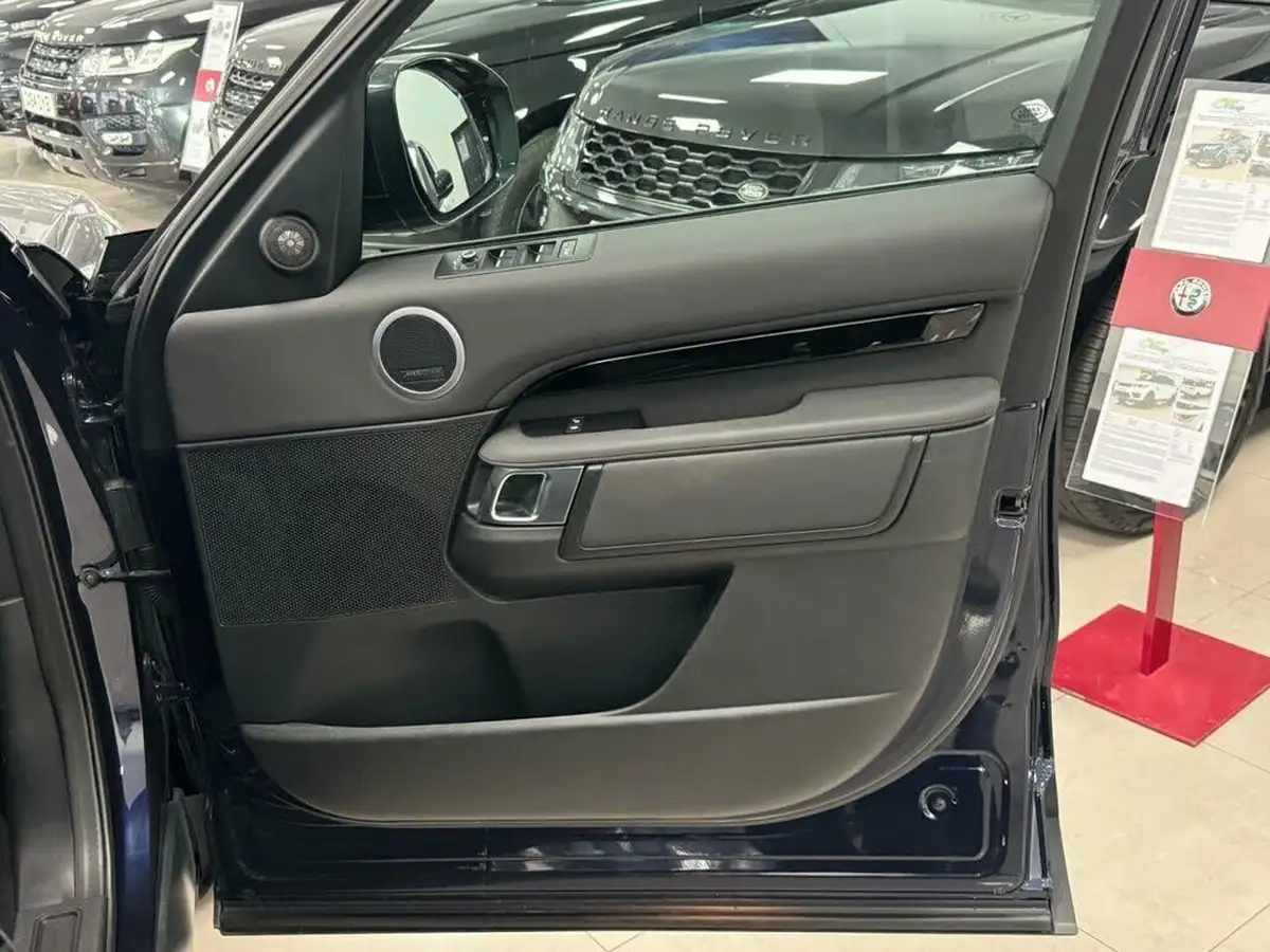 2019-land-rover-discovery-30-sd-v6-anniversary-edition-big-21