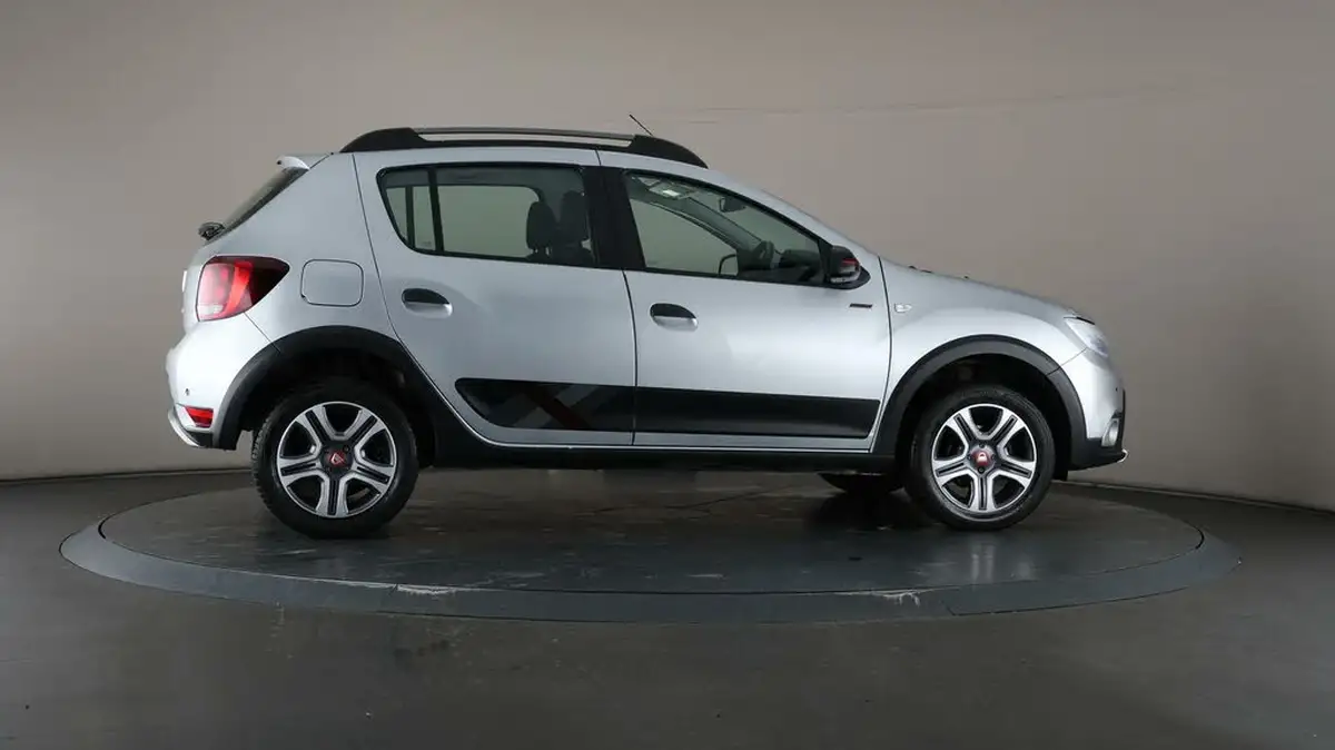 2019-dacia-sandero-stepway-09-tce-techroad-big-54